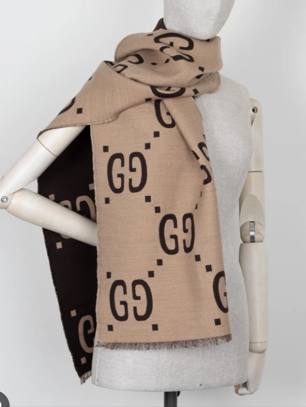 **Authentic GUCCI GG Reversible Wool Silk Scarf**
